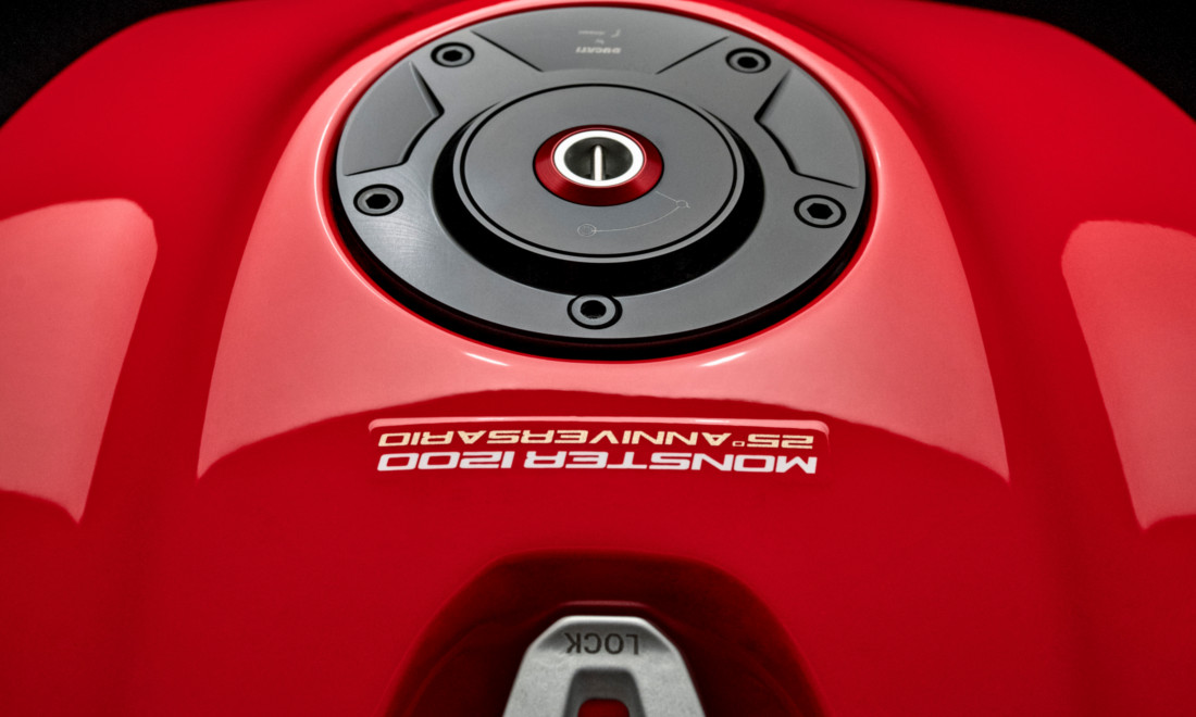 Ducati-Monster-1200-25-anniversario-6