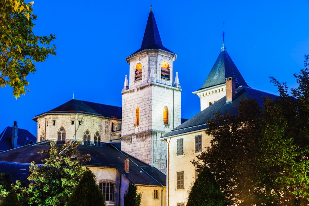 6 Saint-Francois-de-Sales Cathedral in Chambery