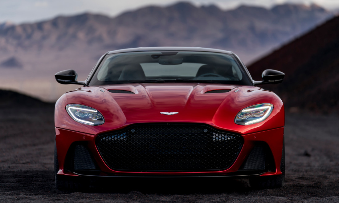 Aston-Martin-DBS-Superleggera-7