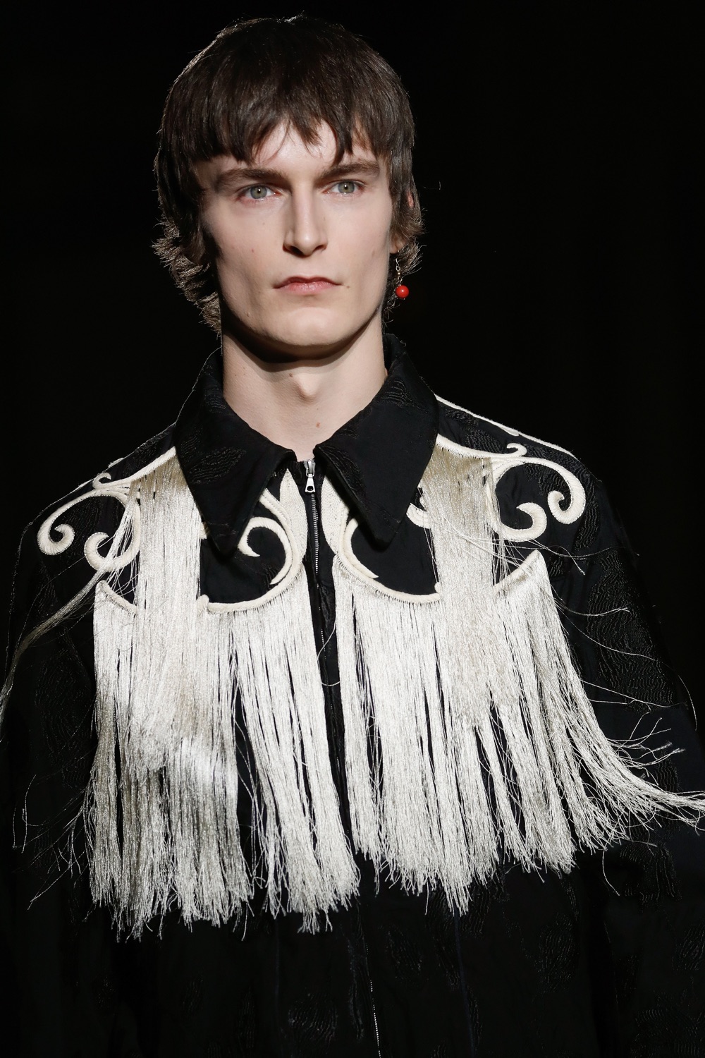 FASHION-FRANCE-MEN-VAN-NOTEN