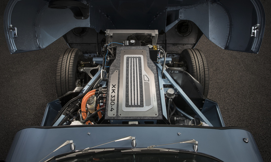 Jaguar-E-Type-Zero-6