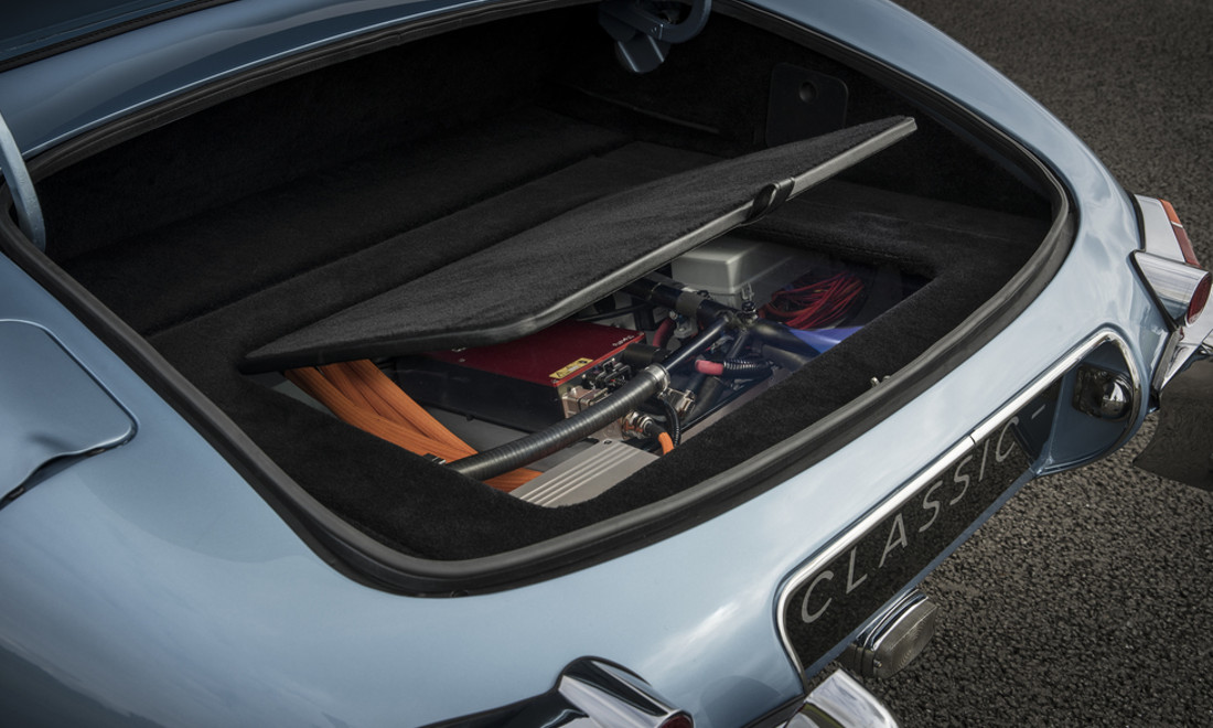 Jaguar-E-Type-Zero-7