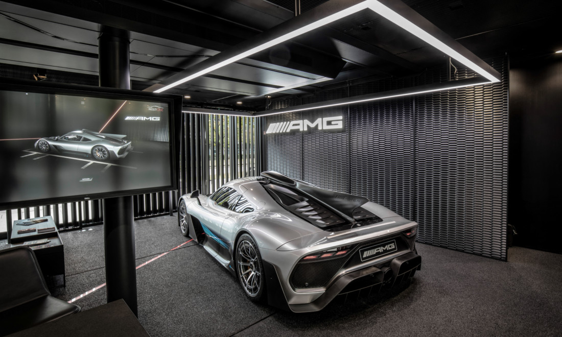 Mercedes-AMG-One-3