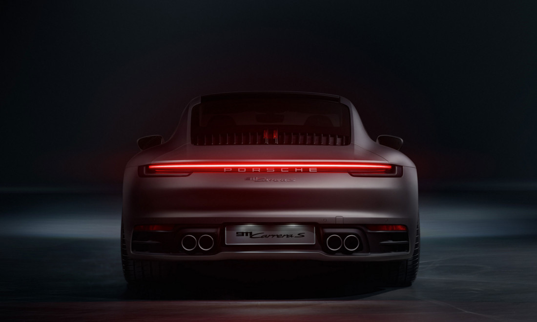 Porsche-911-992-1