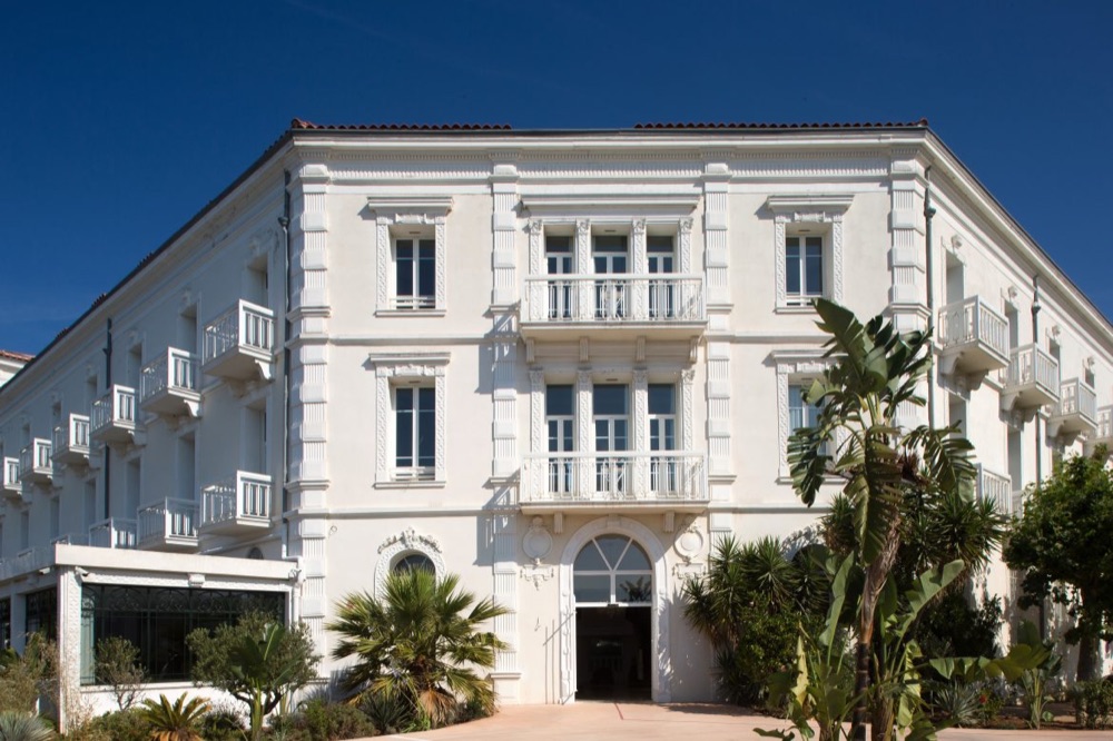 10 Grand Hotel des Sablettes Plage