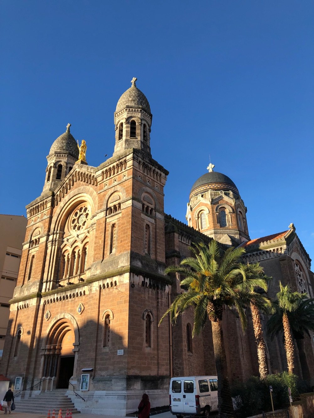 2 Notre-Dame-de-la-Victoire