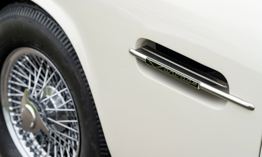 Aston-Martin-DB6-MkII-Volante-1970-elettrica-6