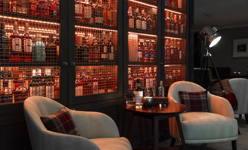 THE SNUG - Whisky Cabinet