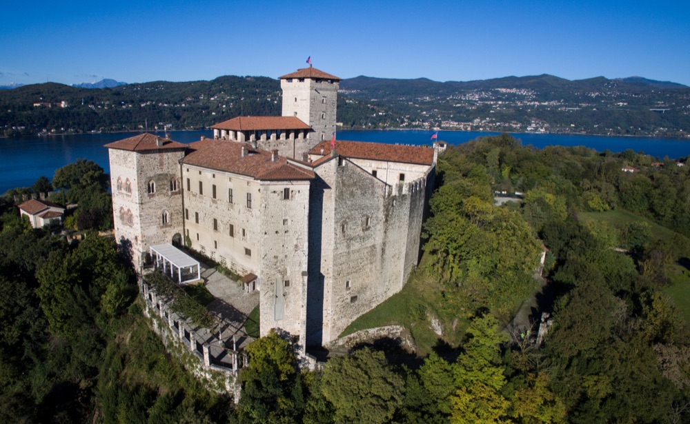 9 Rocca di Angera
