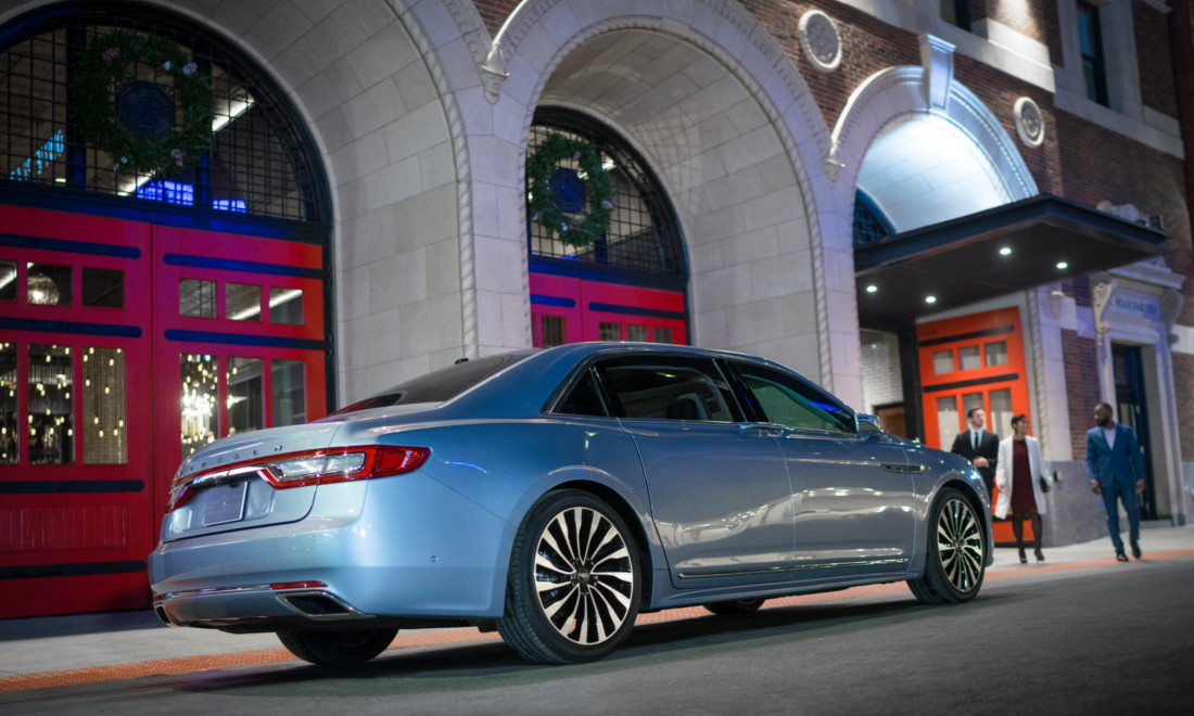 Lincoln-Continental-Coach-Door-Edition-3