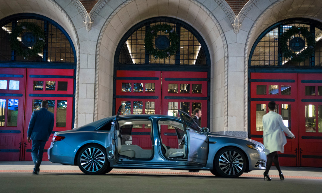 Lincoln-Continental-Coach-Door-Edition-4