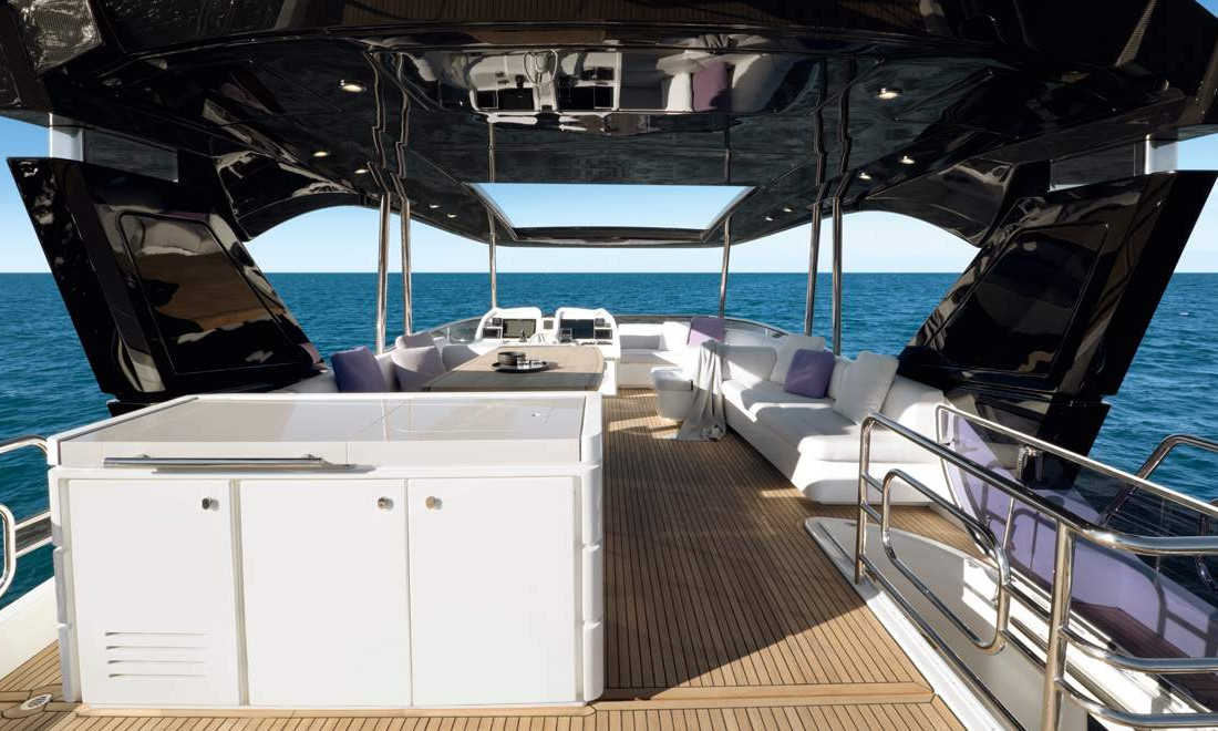 Monte-Carlo-Yachts-MCY-70-2