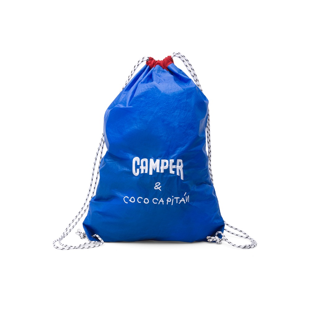 Dust-Bag-Camper-Toðer With-Coco-Capitan (1)