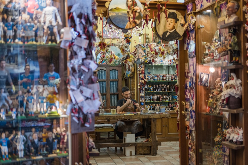 6 bottega di un artigiano