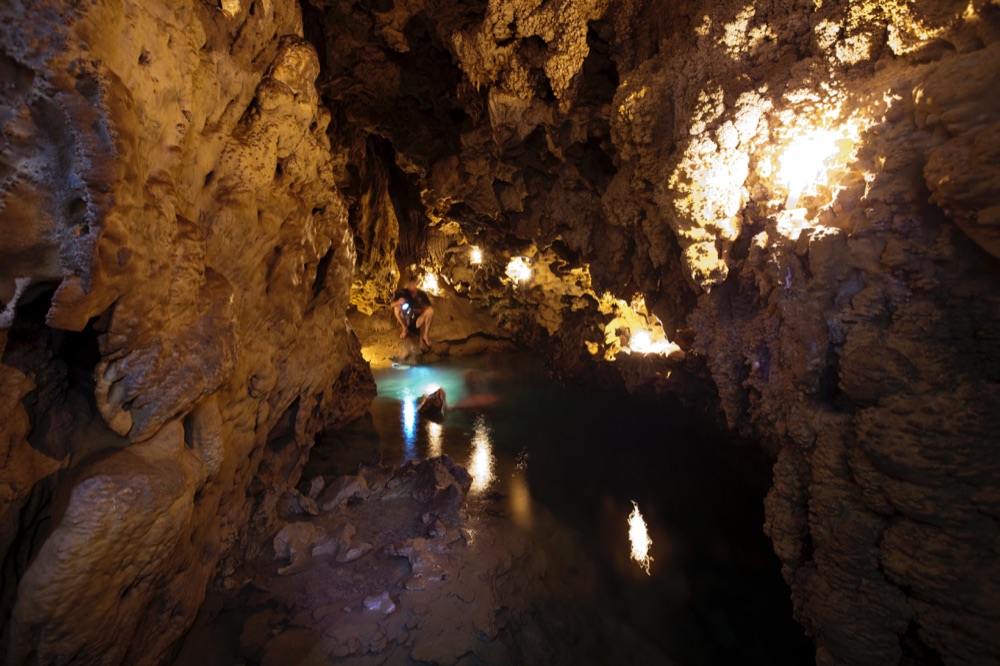11 grotte di Atiu
