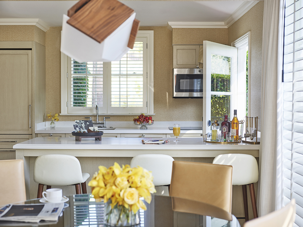 BHH_Bungalow_9A_Kitchen_L_1625 Master_v1_HR