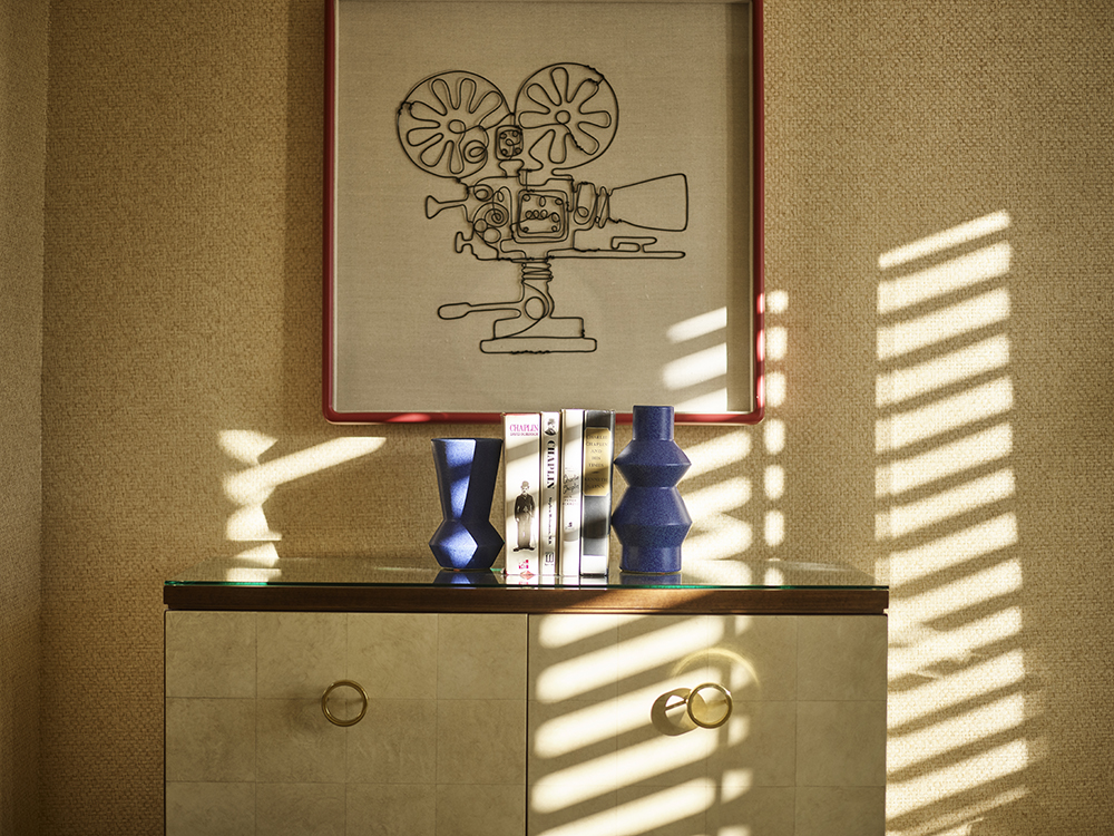 BHH_Bungalow_9A_Moment_1406 Master_v1_HR