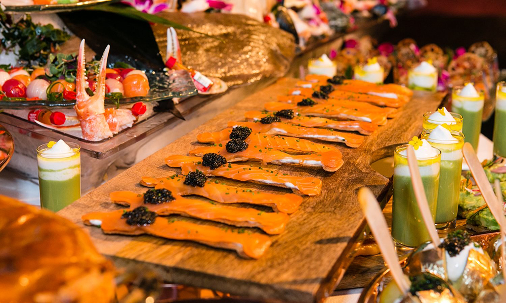 HBA-Wolfgang-Puck-food-Oscar-Salmon-1500x900