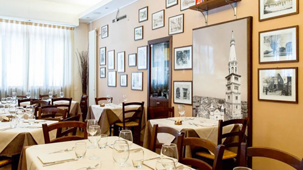 TheForktrattoria-via-ferrari-sala-del-ristorante-f2f75