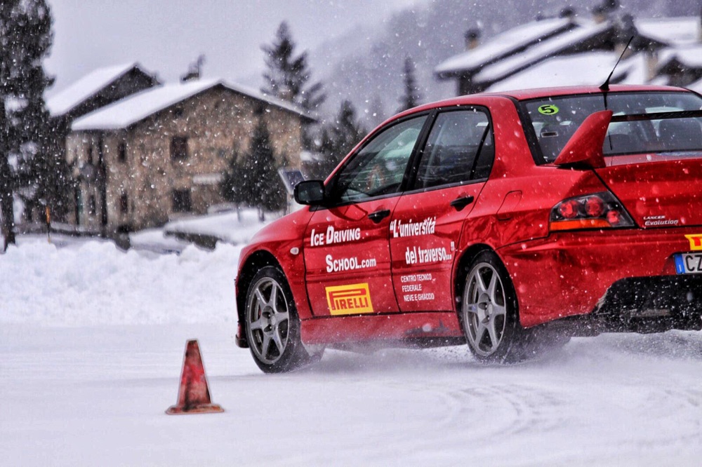 Livigno Ice Driving School Livigno Ice Driving School