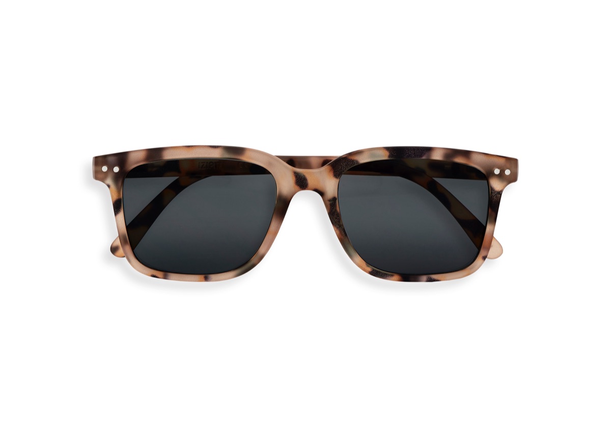 Occhiali da sole IziPizi modello Light Tortoise unisex