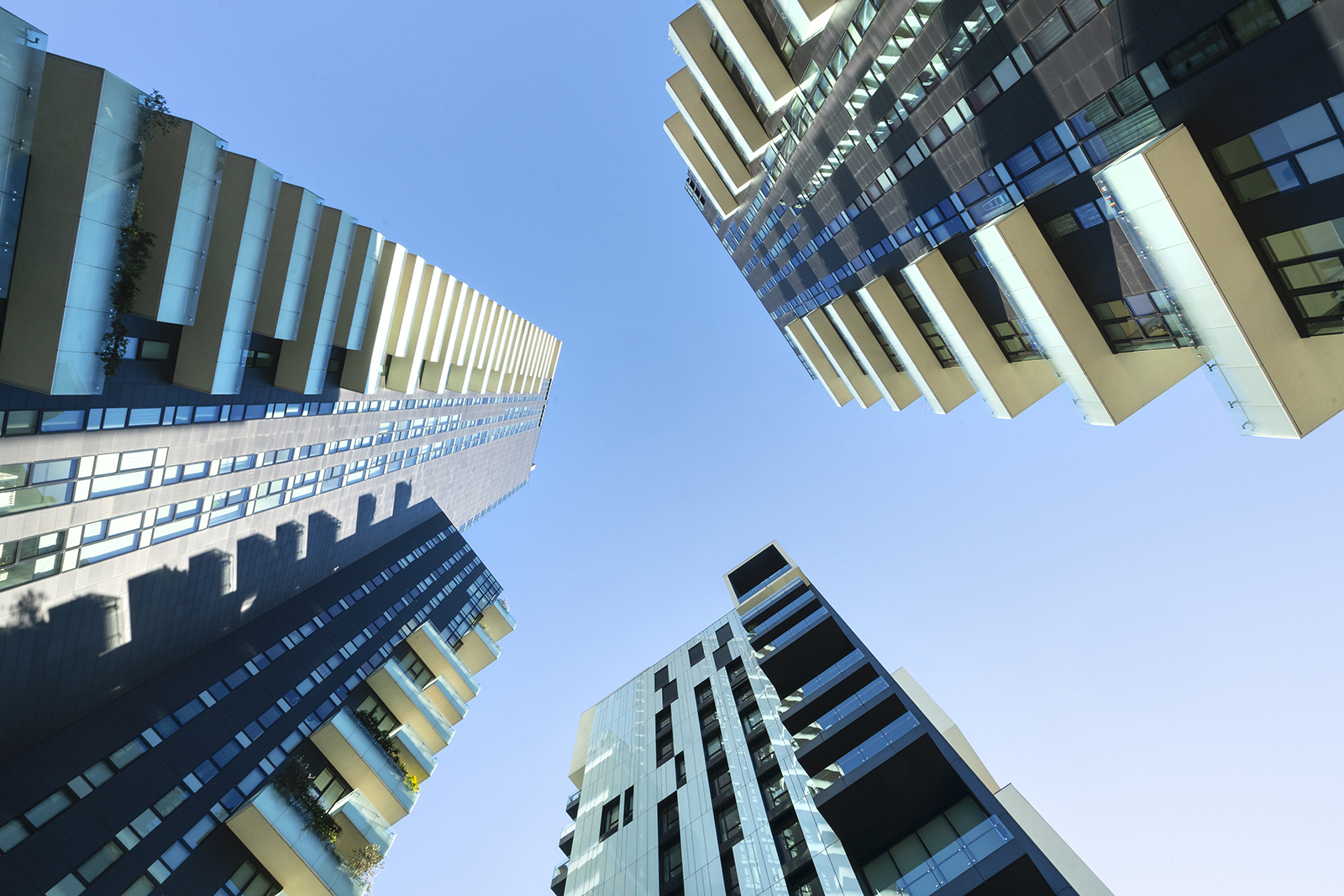 the skyscrapers in Milan