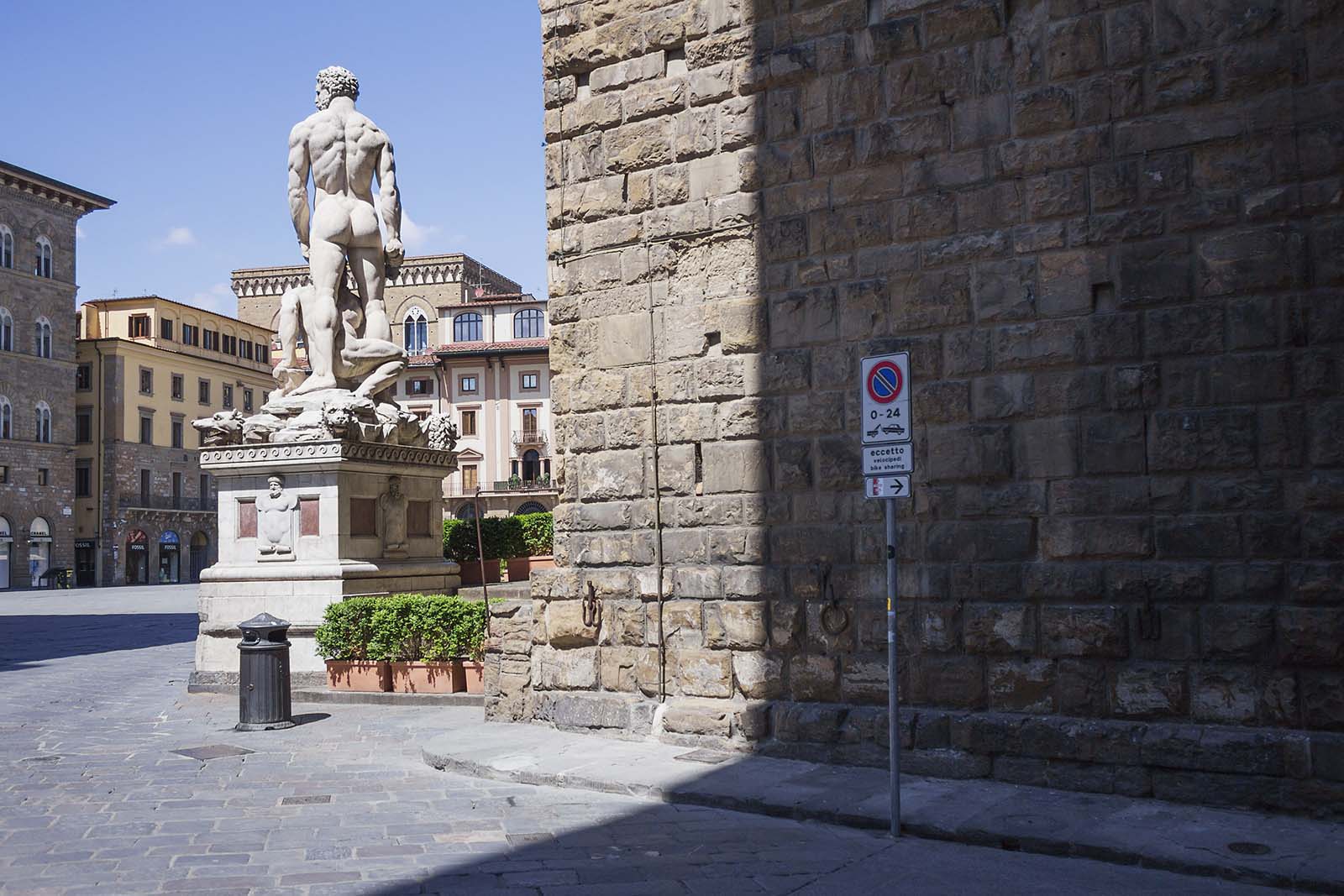 Marco Castelli_Italian Lockdown - The Forbidden Photographs_09