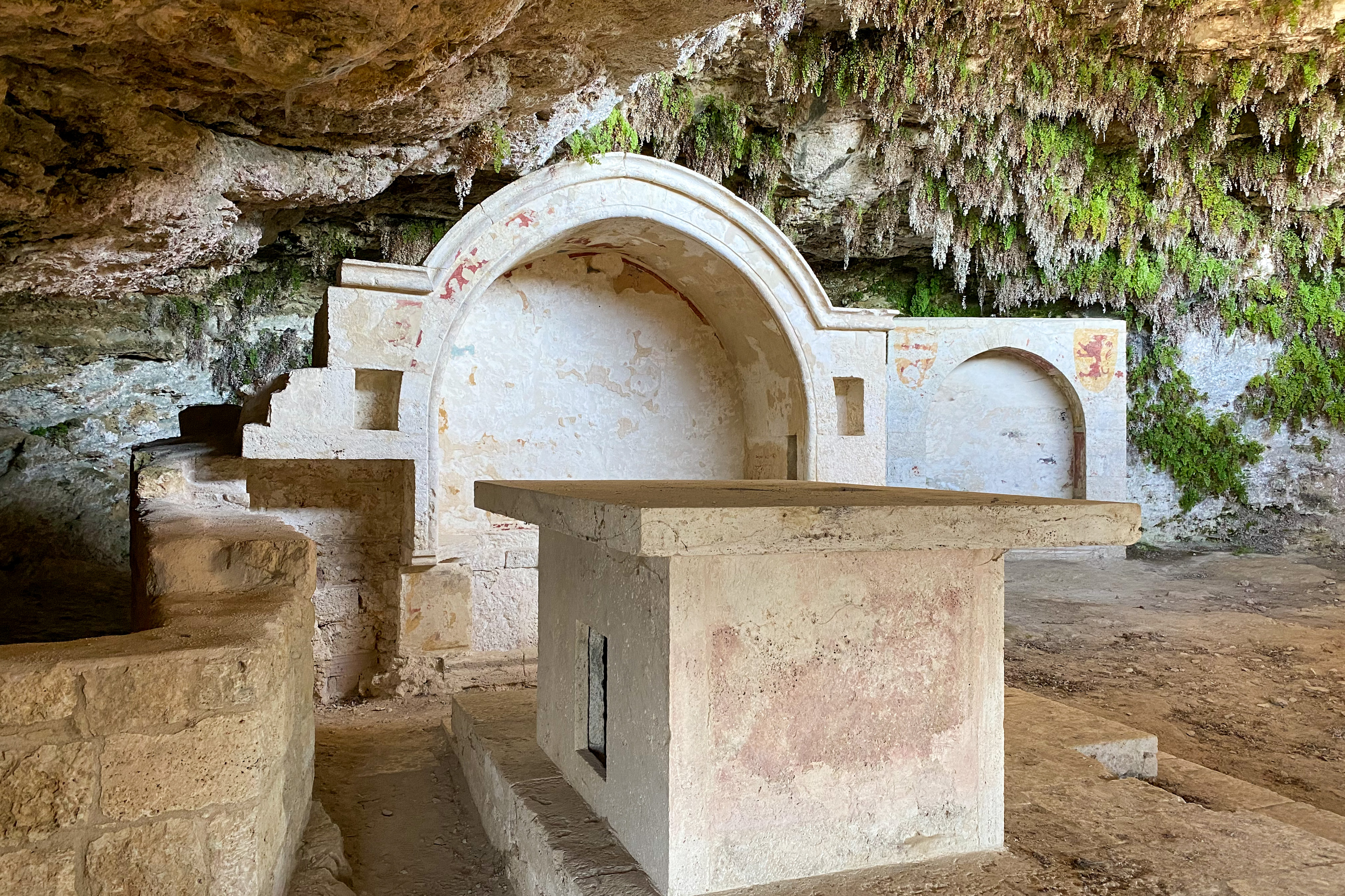 EREMO-SAN-MARCO-INTERNO-ALTARE