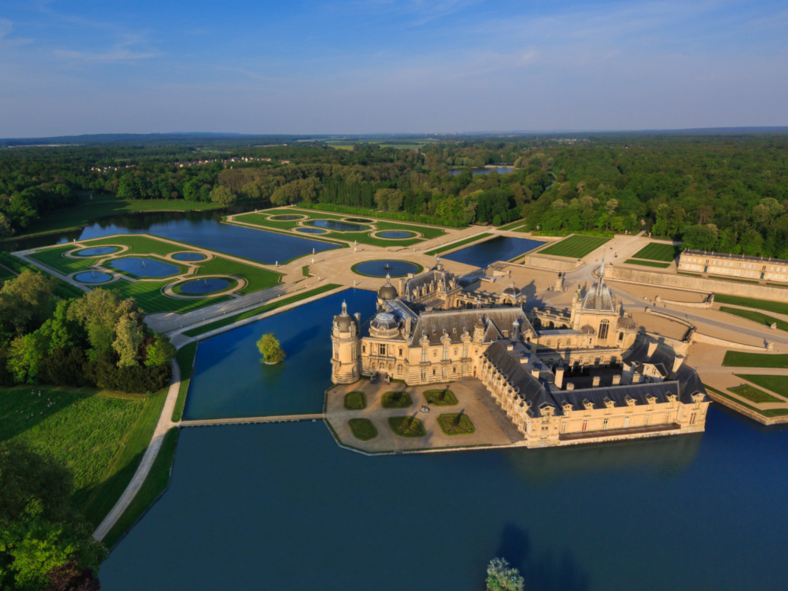 7 DIOR Château de Chantilly