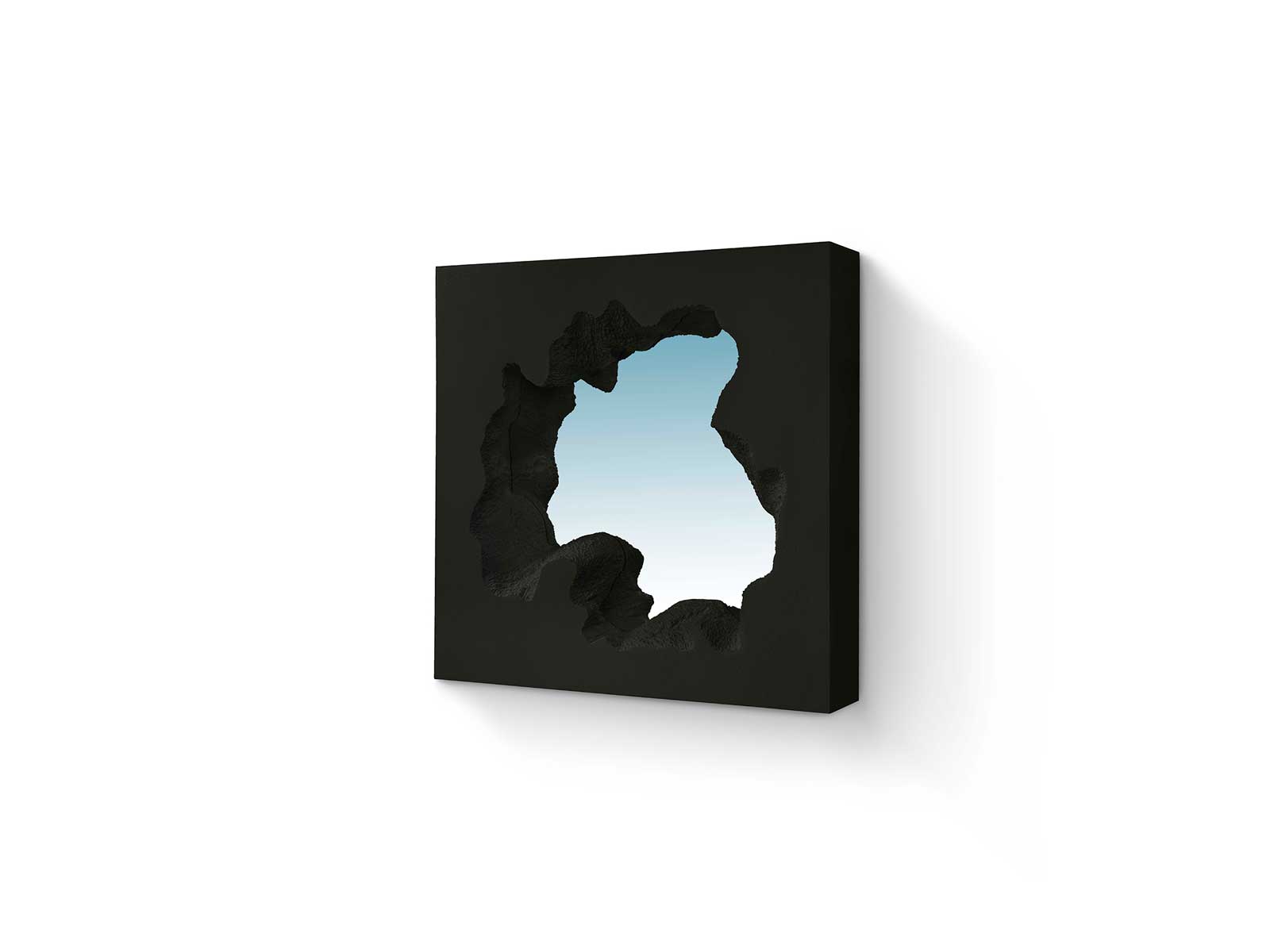 Gufram_Broken-Mirror-Series-Broken-Square-Mirror