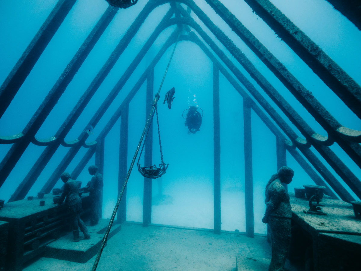 4 Australia Museum of Underwater Art (MOUA)