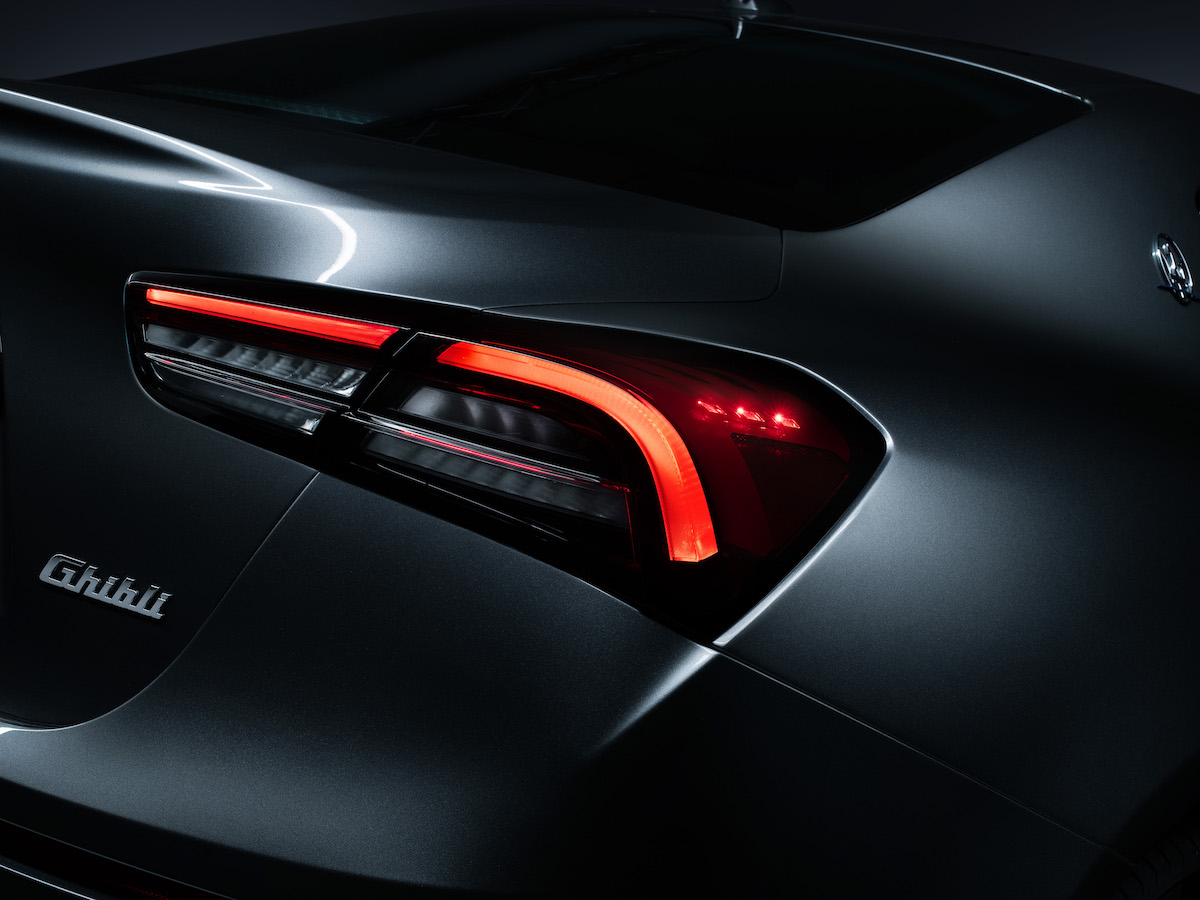 maserati-ghibli-hybrid-fari