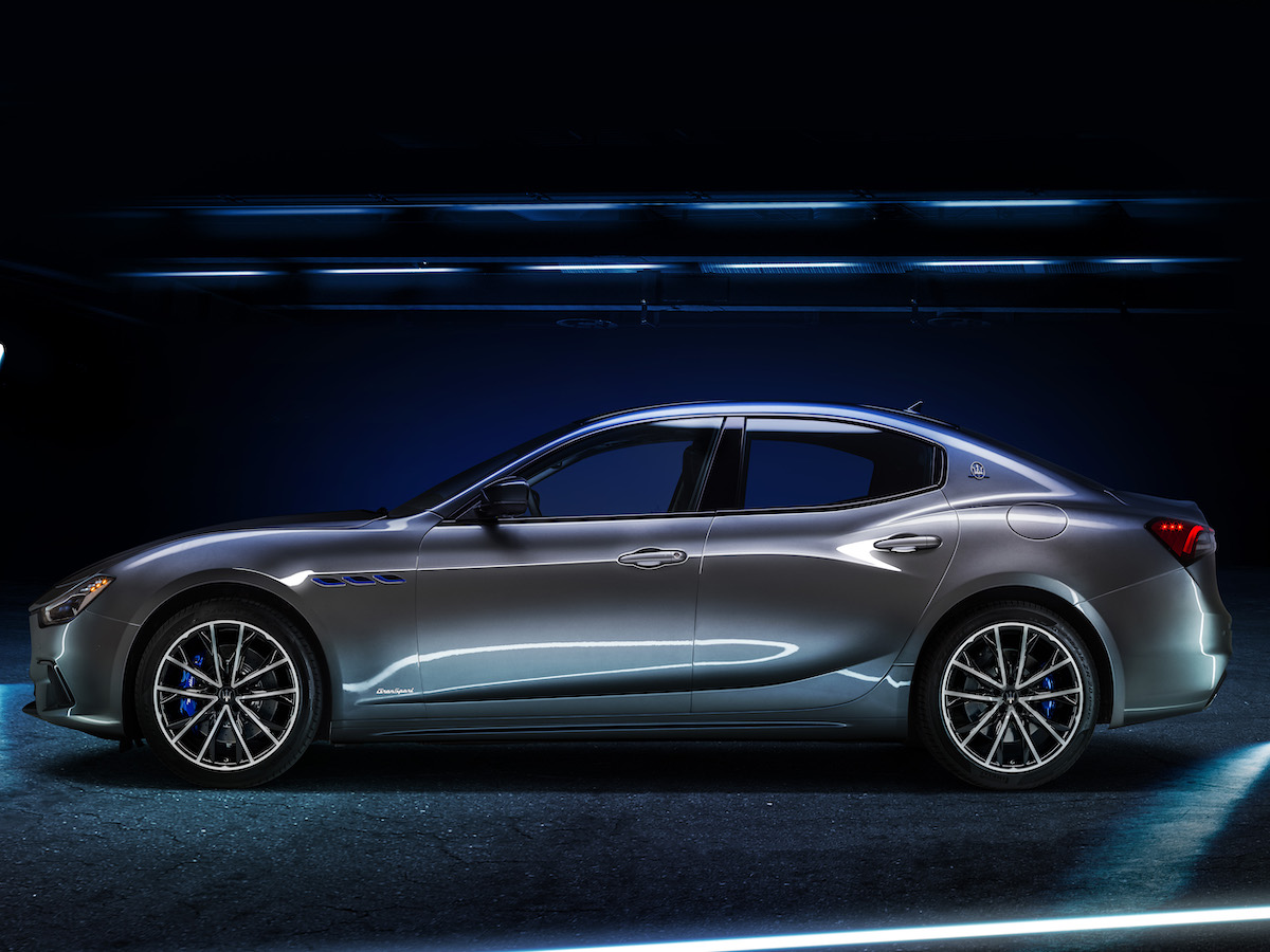 maserati-ghibli-hybrid-side
