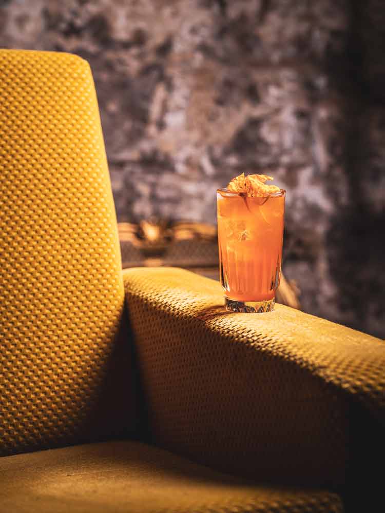 cocktail-bar-di-parigi-Dirty-Lemon-2