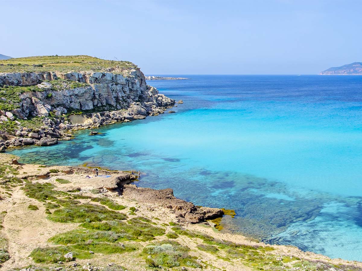 spiaggia cala rossa favignana spiaggia cala rossa favignana