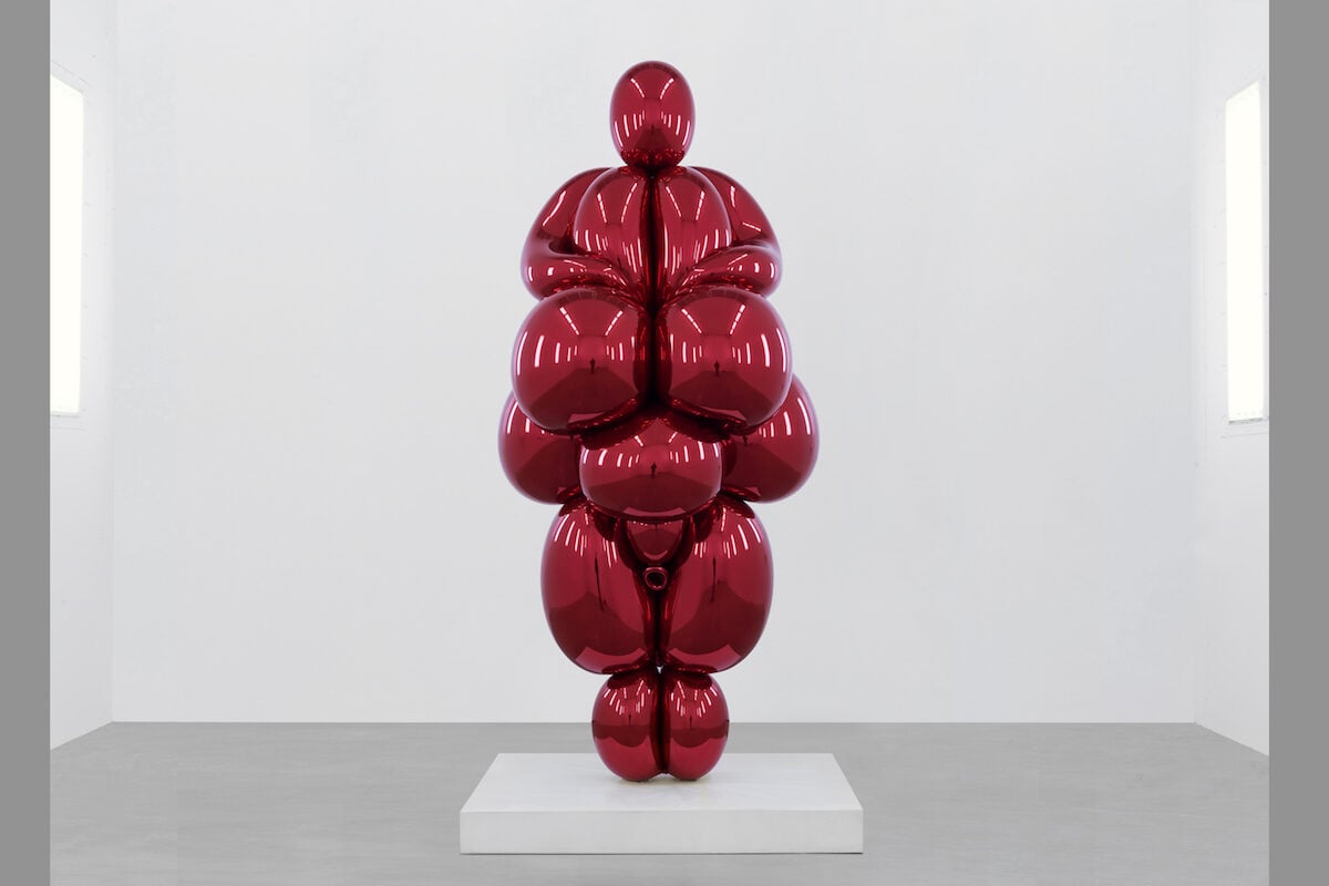 Jeff Koons, Balloon Venus Lespugue (Red) 2013-2019 acciaio inossidabile lucidato a specchio con verniciatura trasparente; cm 266,9 x 124,1 x 104,7 1 di 5 versioni uniche Collezione privata, Courtesy di David Zwirner. © Jeff Koons