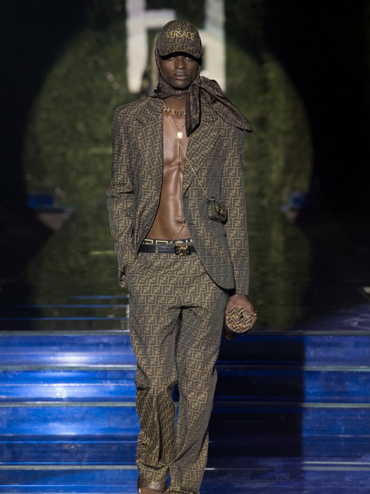 Fendi By versace (3)