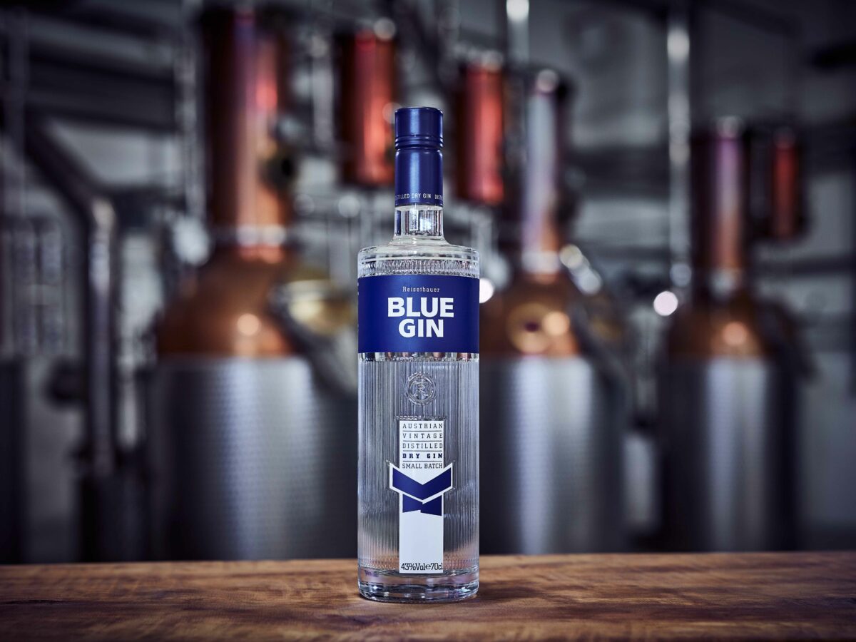 Blue_Gin_07l (1)