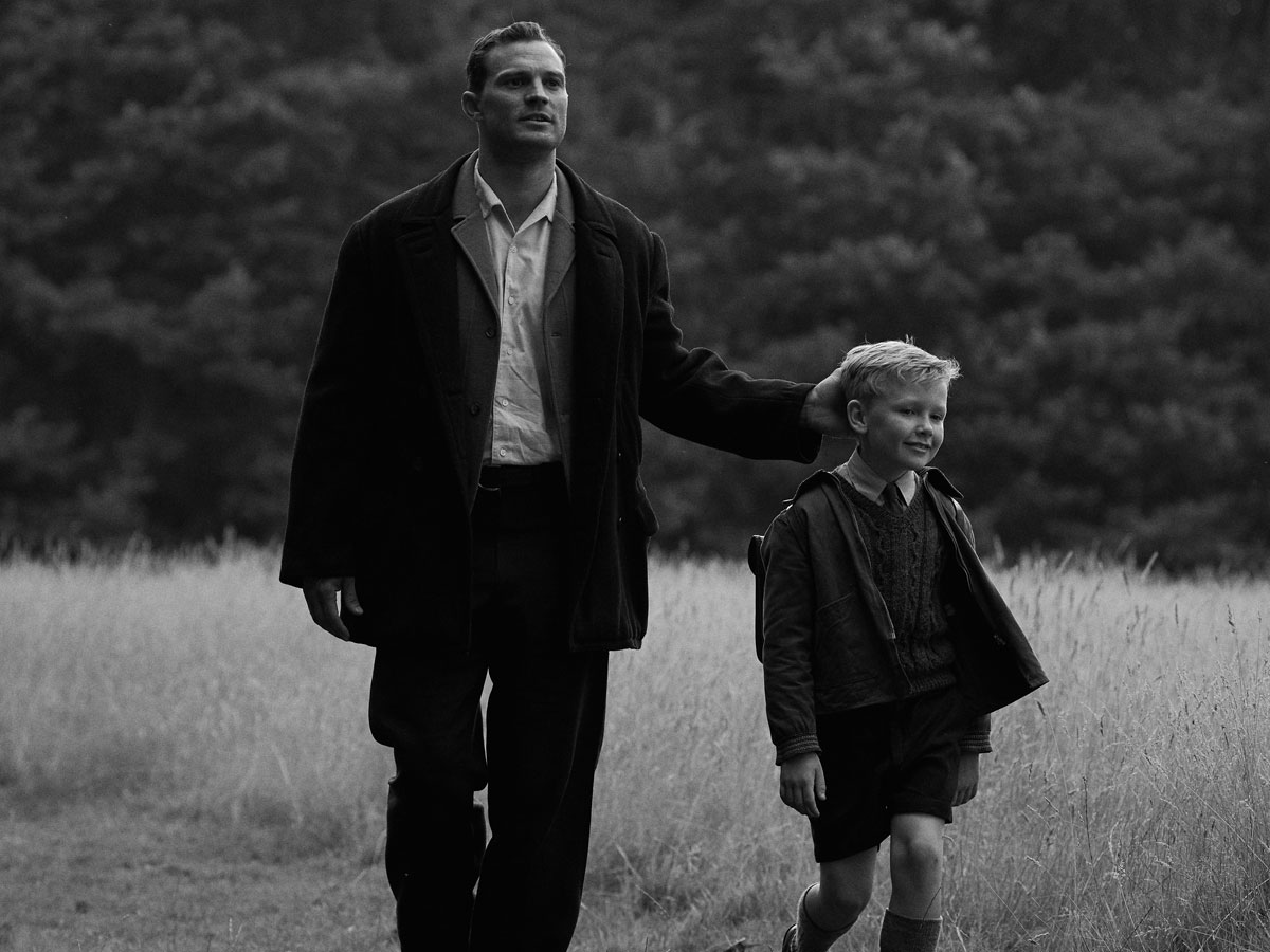 Jamie Dornan e Jude Hill