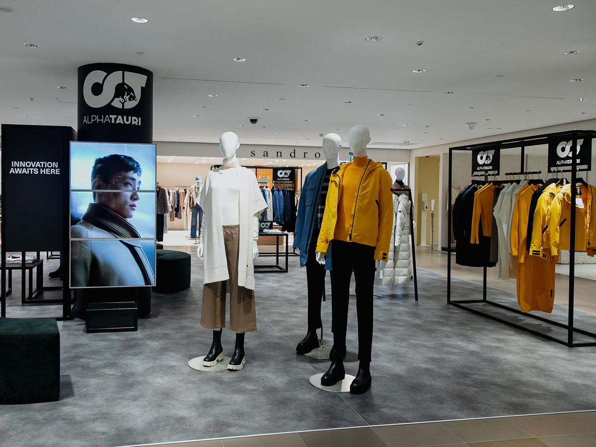 Il pop-up AlphaTauri in Rinascente