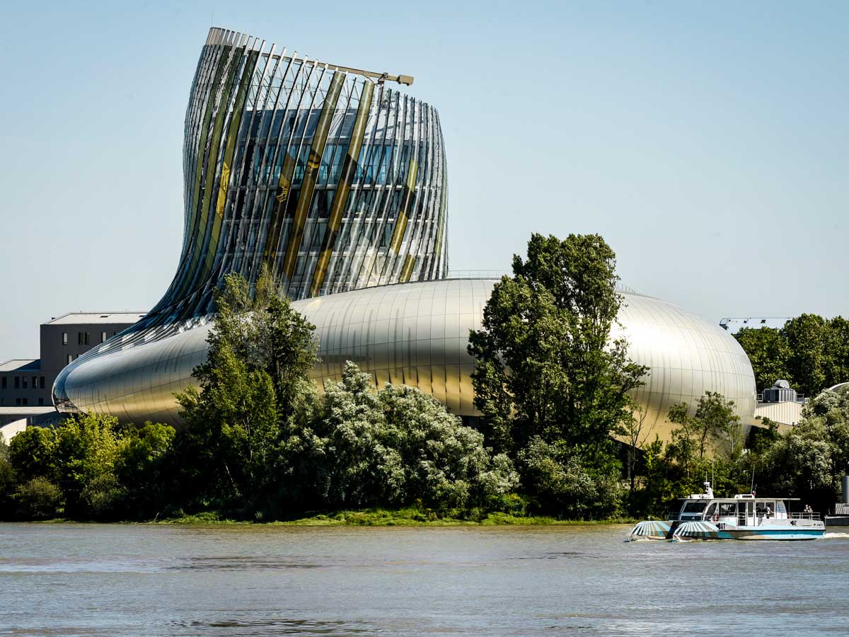 Cite-du-Vin-3-Bordeaux-musei-interattivi-del-vino Cite-du-Vin-3-Bordeaux-musei-interattivi-del-vino