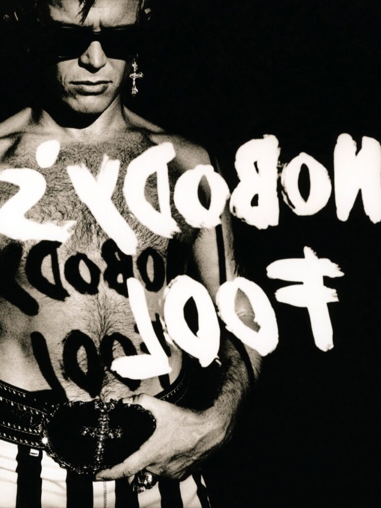 Billy Idol, Beverly Hills 1990 Copyright Anton Corbijn (00)