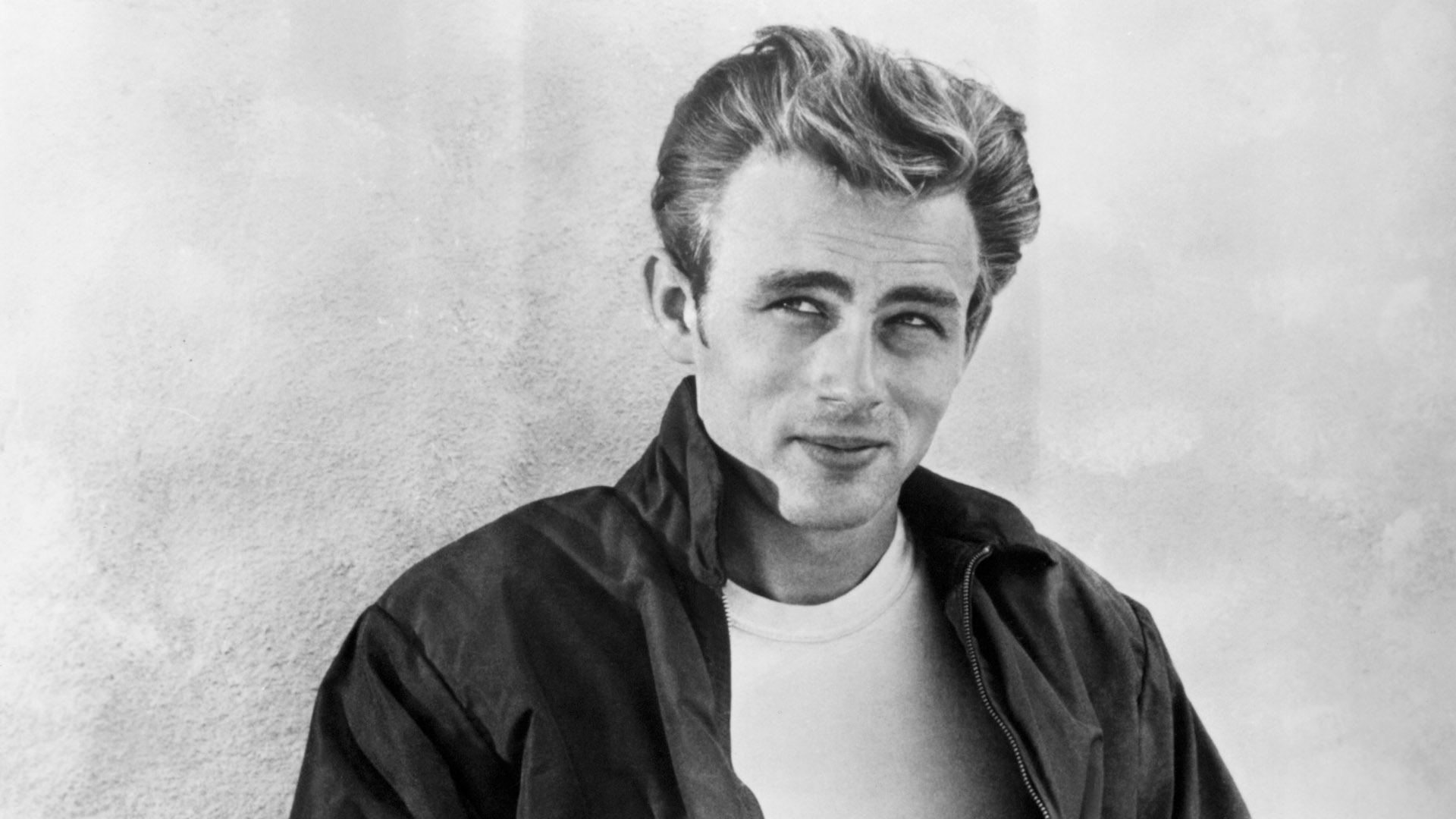 James Dean in 10 foto belle fuori dal set Iconmagazine