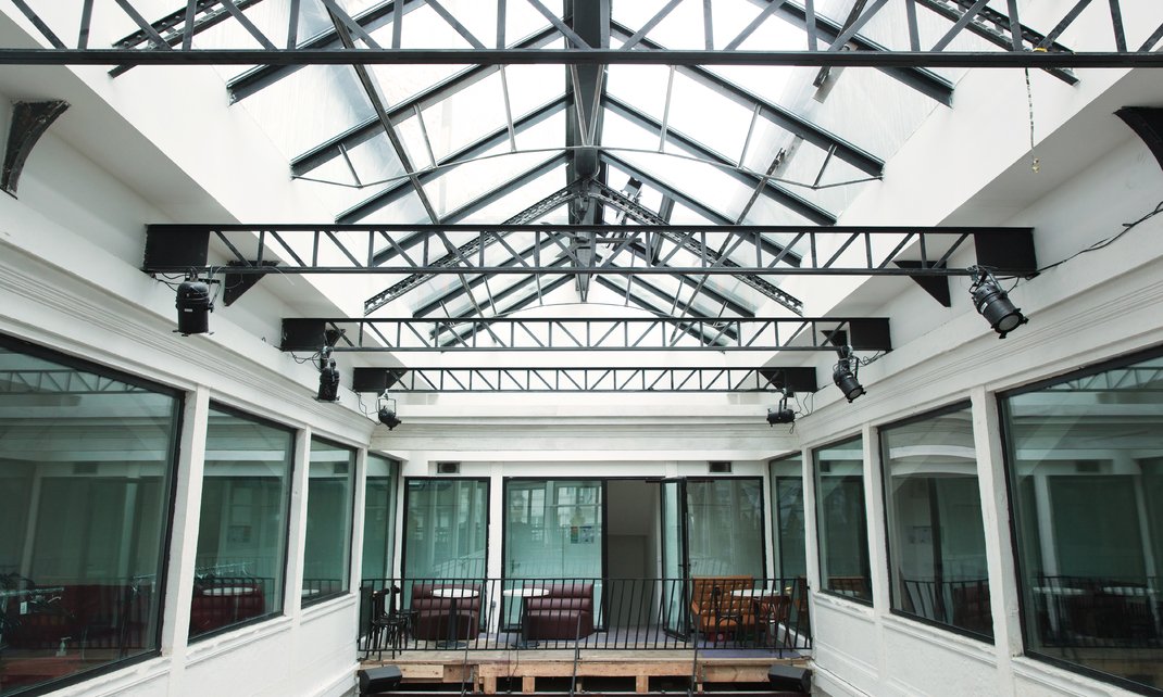 La Colonie di Kader Attia, Parigi