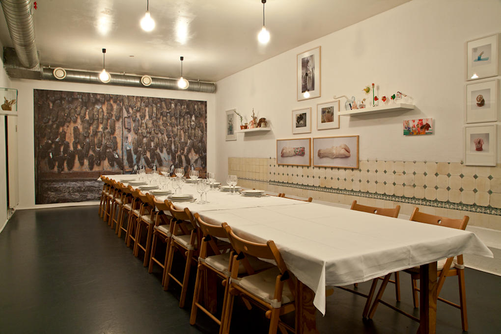 Von Armen und Beinen - Installation by Christina Paetsch, Berlino © 2022 Zagreus Project