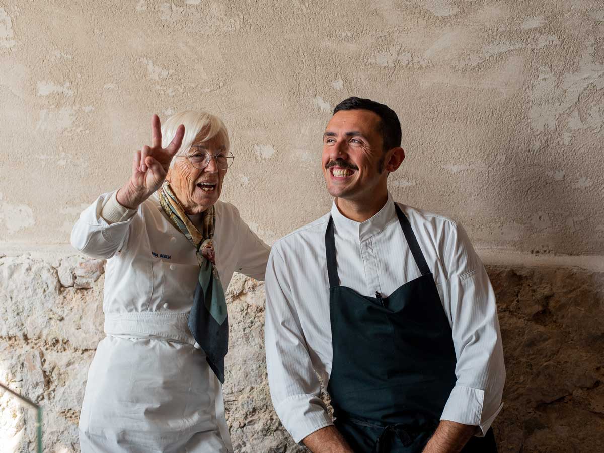 Nuova-cucina-ligure-Balzi-Rossi-Enrico-Marmo-Pina Nuova-cucina-ligure-Balzi-Rossi-Enrico-Marmo-Pina