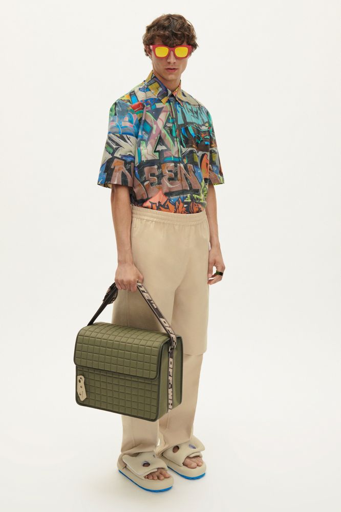 tendenza-fantasie-stampe-moda-uomo-primavera-estate-2022-foto-look-sfilate-icon-magazine11