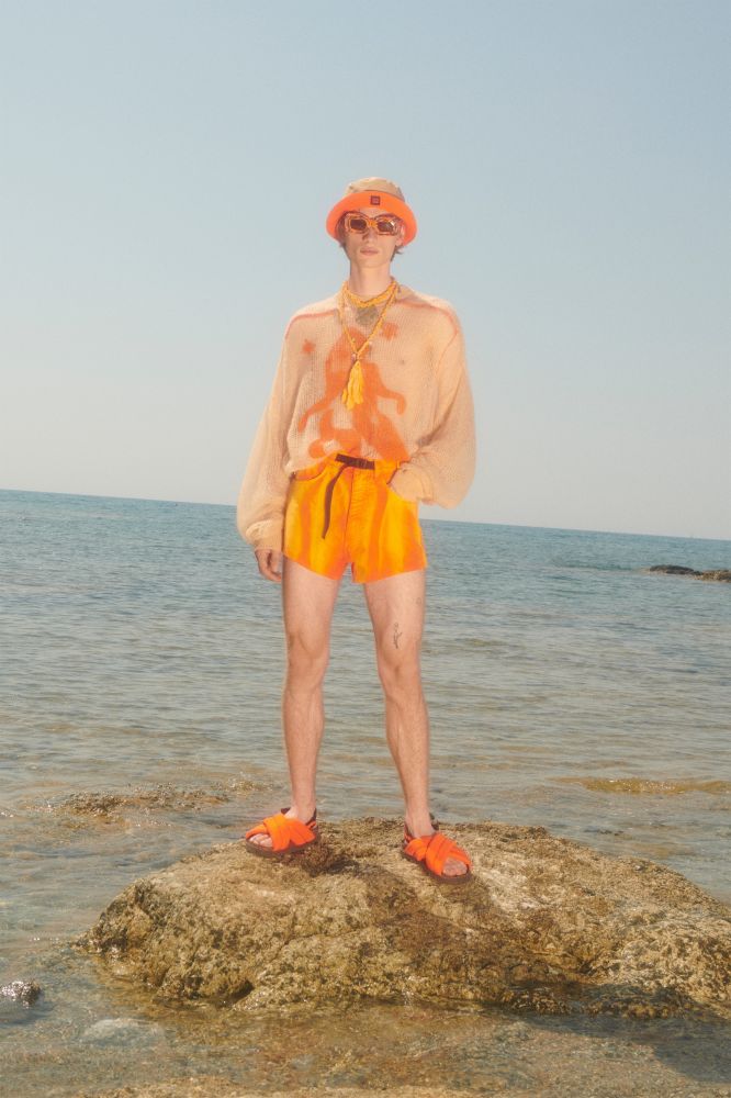 tendenza-maglia-moda-uomo-primavera-estate-2022-foto-look-sfilate-icon-magazine12