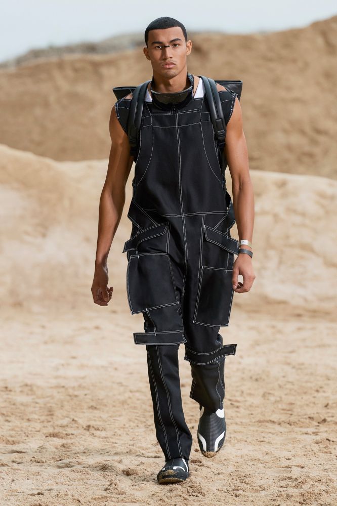 tendenza-tuta-jumpsuit-moda-uomo-primavera-estate-2022-foto-look-sfilate-icon-magazine2