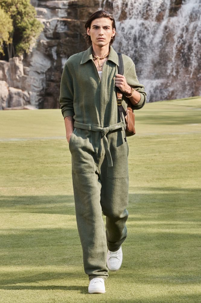 tendenza-tuta-jumpsuit-moda-uomo-primavera-estate-2022-foto-look-sfilate-icon-magazine6